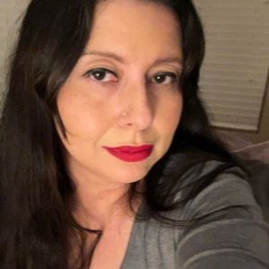 Meet your Posher, Leslie